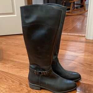 Italian Shoemakers black leather knee high boots. Size 8 . Excellent condition.
